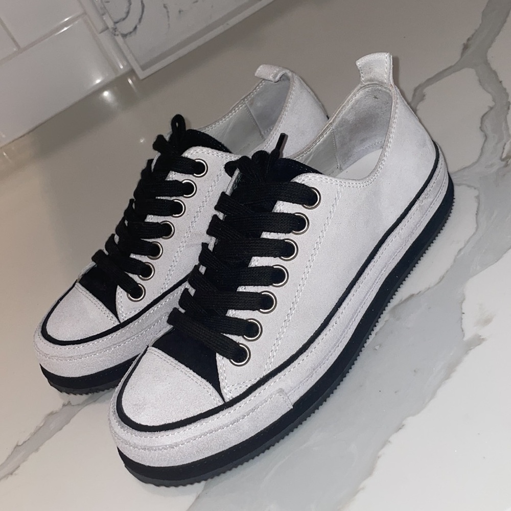 ANN DEMEULEMEESTER White/Black Suede Low-Top Sneakers Size 36 (6 US) Gorgeous